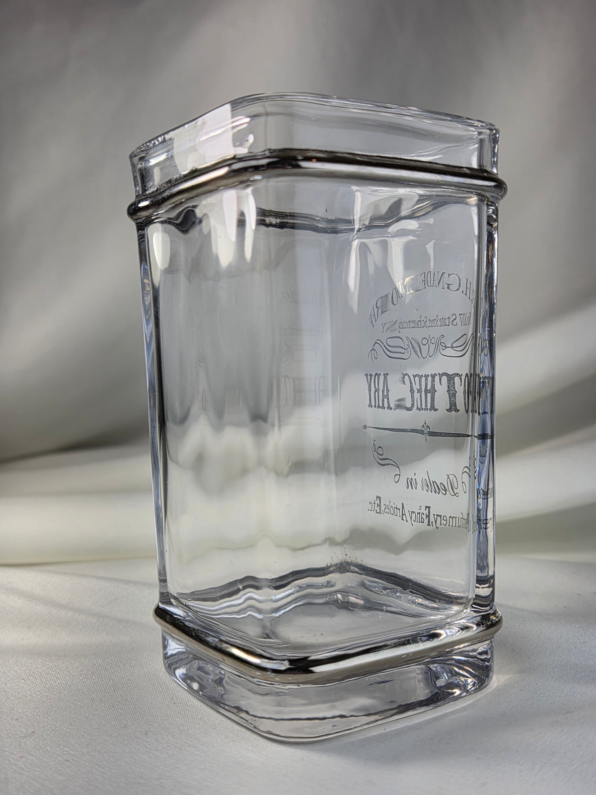 Bella Lux Dr. H. Gnadendorff Apothecary Glass Soap Dish & Tumbler Vanity Set