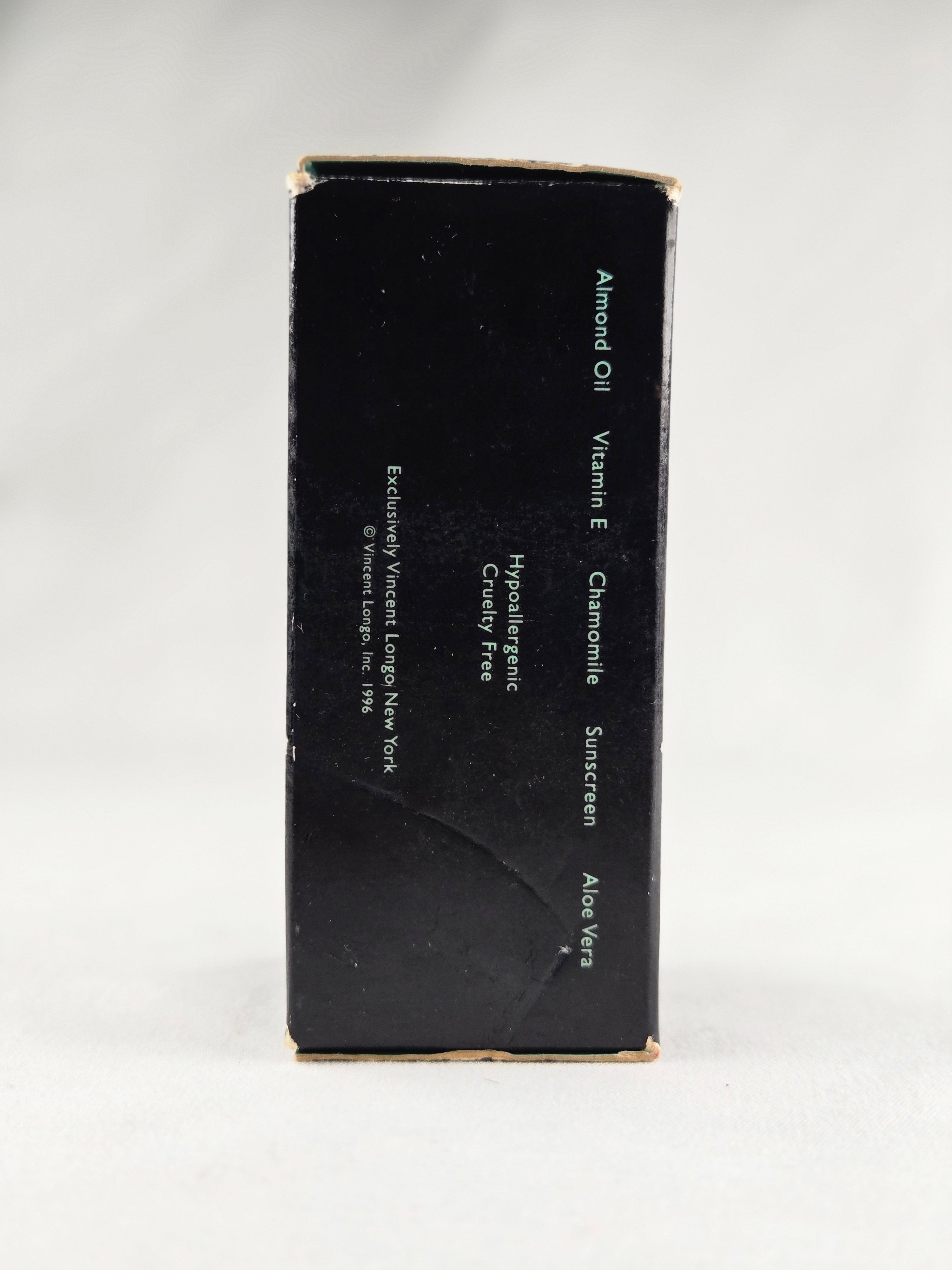 Vincent Longo Vintage Dew Finish Liquid Canvas Primer Foundation 04 Warm Beige New Old Stock w/ Box
