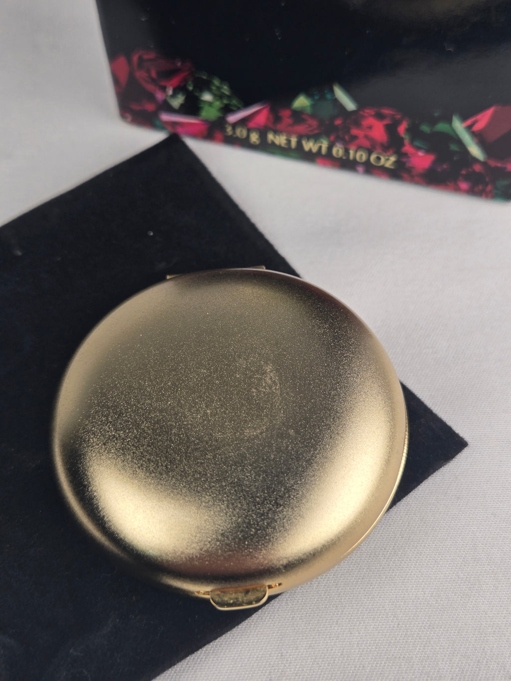 Rare Emeralds ✧ Vintage Avon Creme-to-Powder Perfume Compact (Gold Tone Star Compact, 3.0g / 0.10 oz)