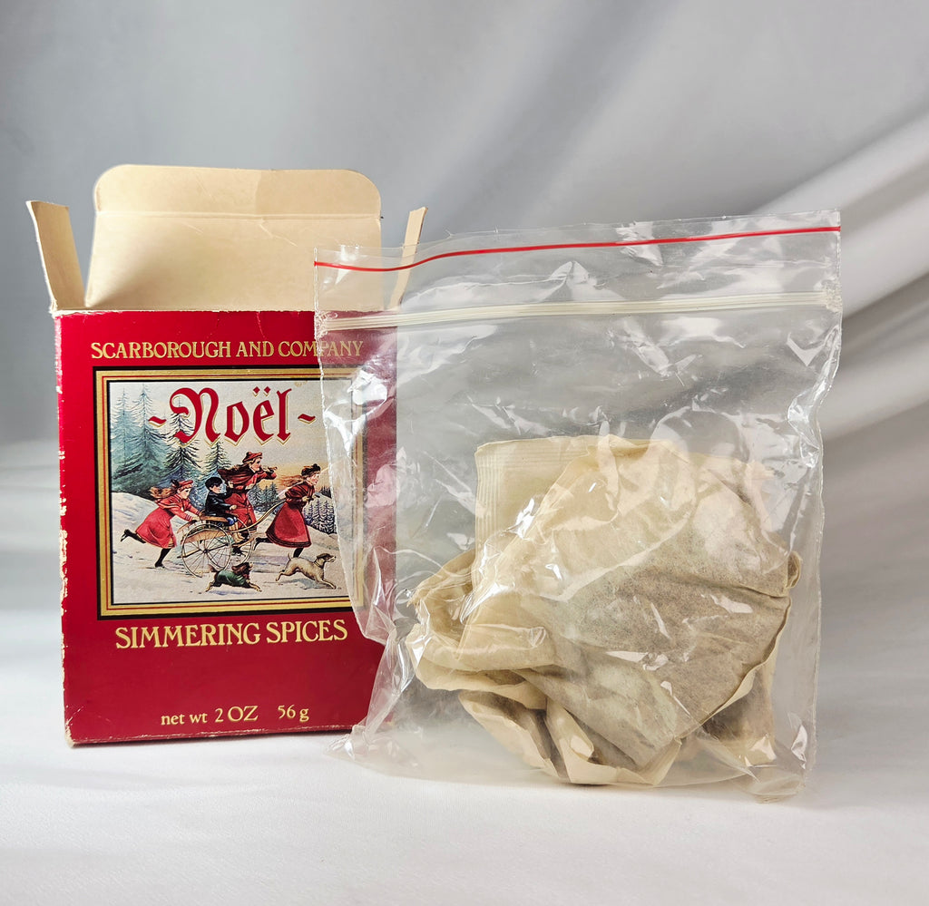 Vintage 1986 Scarborough & Company Noël Simmering Spices 2 oz Holiday Home Fragrance