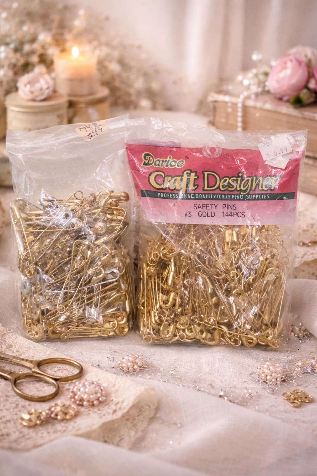 Safety Pins Vintage — Gold- Mixed Craft & Sewing Lot 