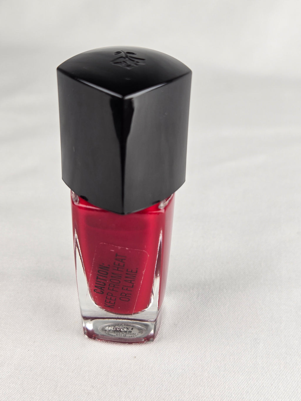 Lancôme Vernis In Love 179M Madame Tulipe Mini – Made in France- Discontinued Nail Polish