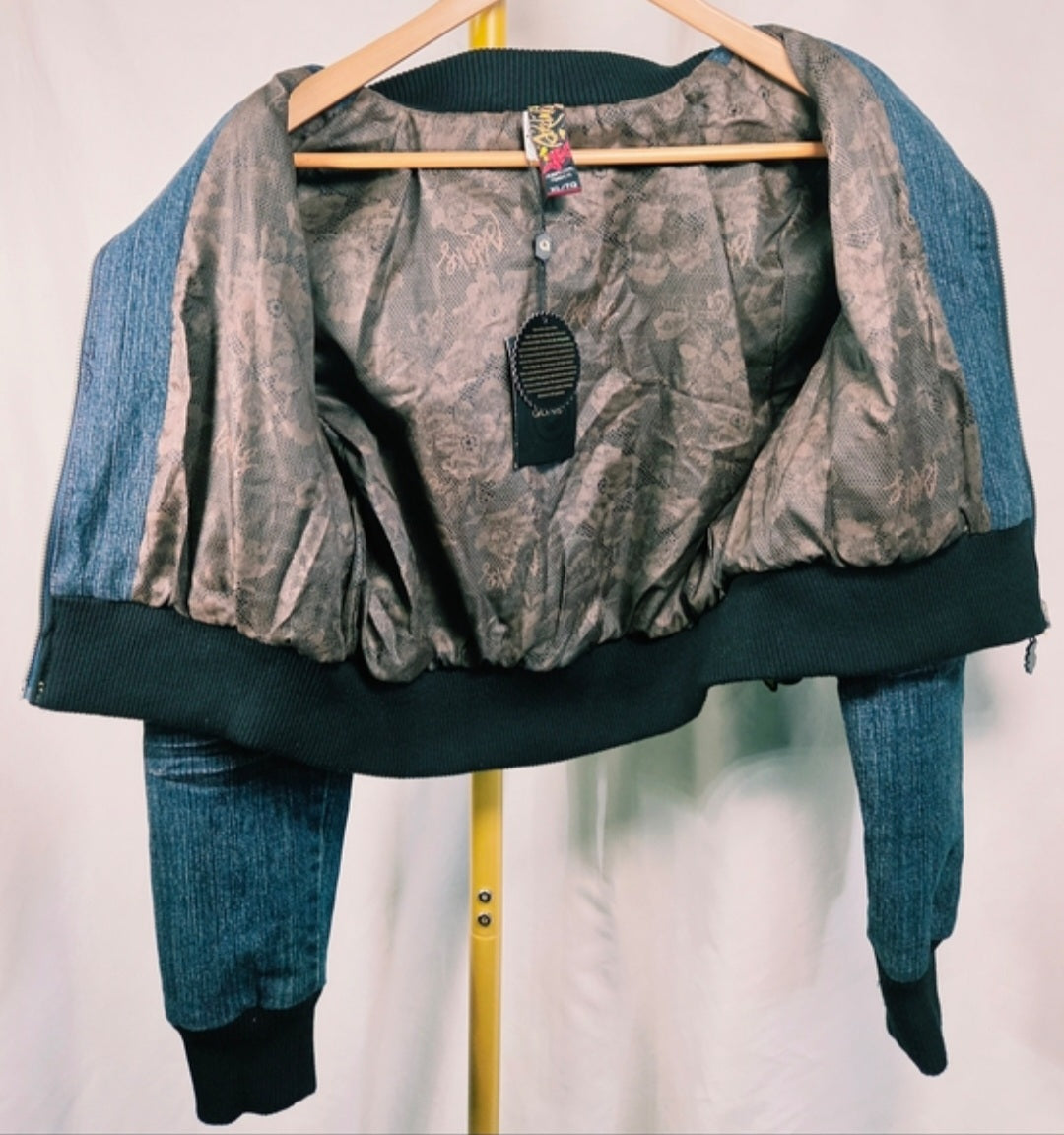 Y2K Akademiks Cropped Denim Bomber Jacket – Embroidered Buckle Detail Zip-Up