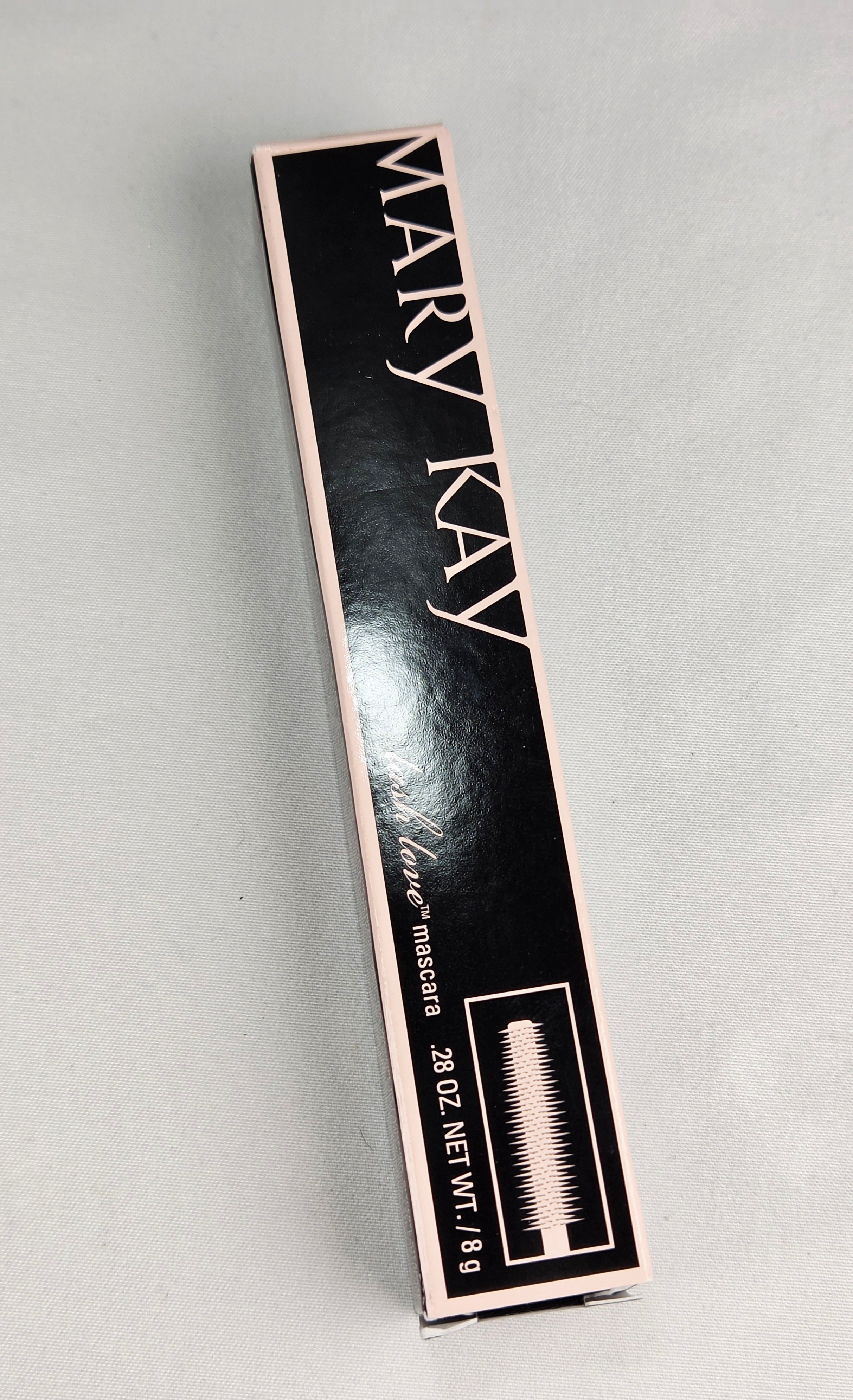 Mary Kay Lash Love Mascara Black | Full Size Lash Defining Volumizing Mascara