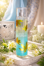 Bath & Body Works Wild Honeysuckle Fine Fragrance Mist 8 oz / 236 mL Floral Honeysuckle Body Spray
